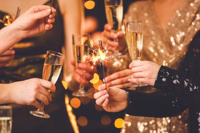 A Toast to a Healthier You: Embracing the Holistic Life in the New Year